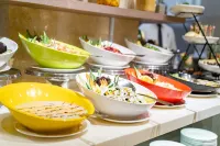 Emaar Grand Hotel - servizio colazione
