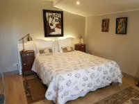Relais St Jacques - Roanne Hotels in Cherier