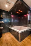 Olux Hotel-Motel-Suites - Hot Tub