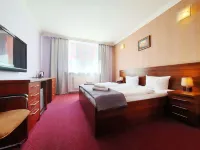 Relax Inn Hotels near Prague 9