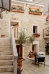 Stone House Luxury Rooms