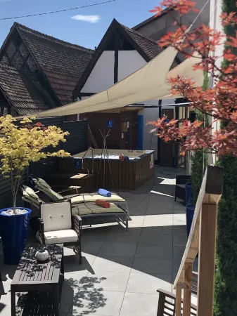 Hotel Spa Au Cheval Blanc Отели в г. Сент-Круа-Окс-Мин