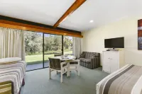 William Macintosh Motor Lodge Hotels in Naracoorte