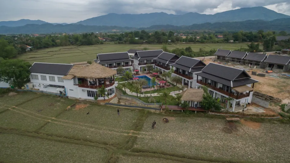 vang vieng savanh sunset view resort