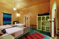 Riad Dar Ouzine Hotels in Hassilabied