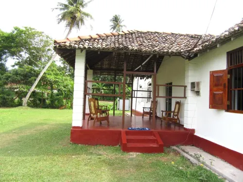 The Colonial Villa