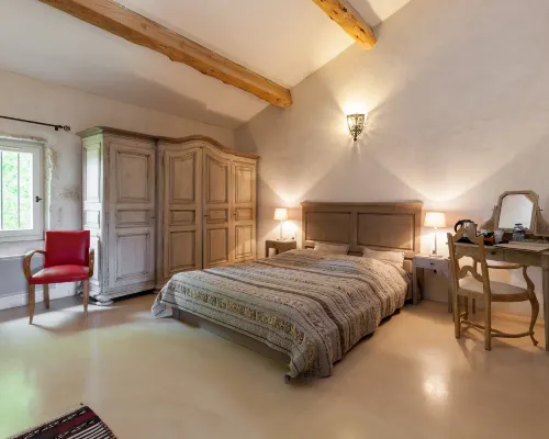 La Louvière des Bruyères Hotels in Robion