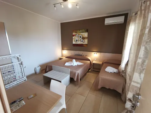 Samanà Room A Con Spiaggia Privata a Punta Prosciutto - Bed and Breakfasts