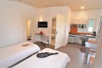 Camping le Val de Landrouet Hotels in Saint-Onen-la-Chapelle