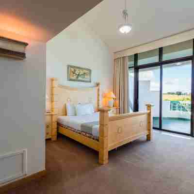 Alupang Beach Tower Rooms