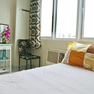 CondoDeal at Sea Residences