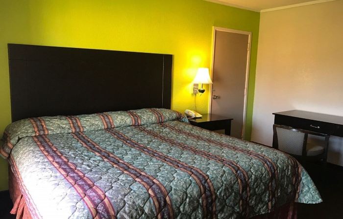 Woodville Inn