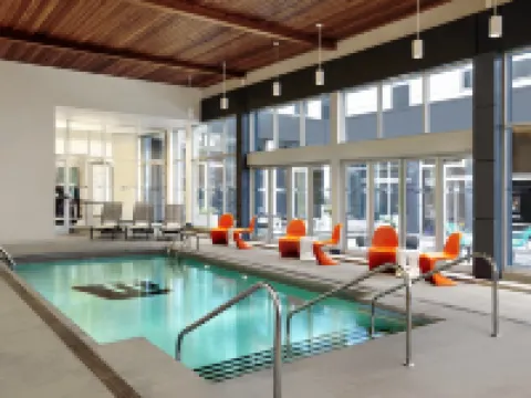 アロフト モントリオール エアポート ドルヴァルのホテル