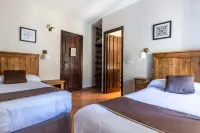 Posada Peña Pintada by Vivere Stays Hotels near Mirador De Collado Mediano