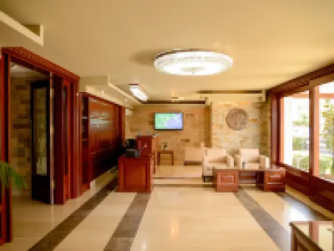 Sarajevo Suit Hotel โรงแรมในเกบซี