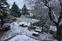 Chambres d'Hotes A l'Ombre du Saule Hotels in Mane