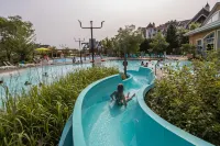 Blue Mountain Resort Village Suites - Beach
