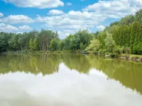 Idyllic Lakeside Cottage - 2 étoiles