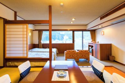 スタンダードルーム(畳スペース付)(禁煙) 鬼怒川温泉 日光きぬ川ホテル三日月の写真