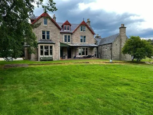 Dalrachney Lodge