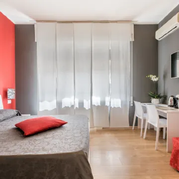 Affittacamere My Home Hotel in zona Piazza Europa