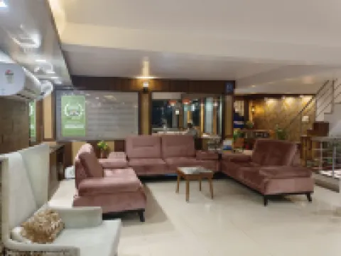 Hotel Ganesha Inn Ganga View