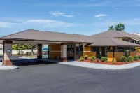 Quality Inn Aberdeen Hotel a Southern Pines