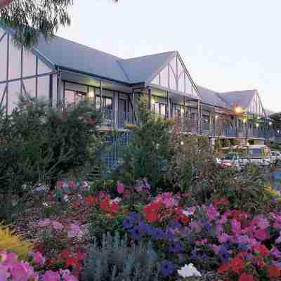 ibis Styles Adelaide Manor Hotel Exterior