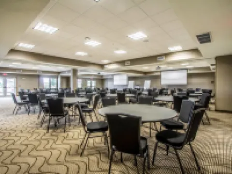 Comfort Suites Hotel and Conference Center Hotels in Holmes County