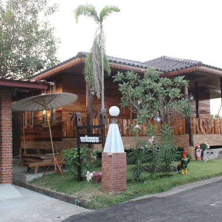 Phupha Inn Resort Ξενοδοχεία στην πόλη Wang Thong