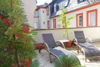 Hotel am Schloss Biebrich Hotels in Walluf