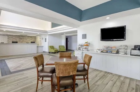 Comfort Inn Отели в г. Henry County