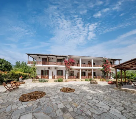 Vergonis Studios