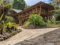Refugio en El Bosque - Parking
