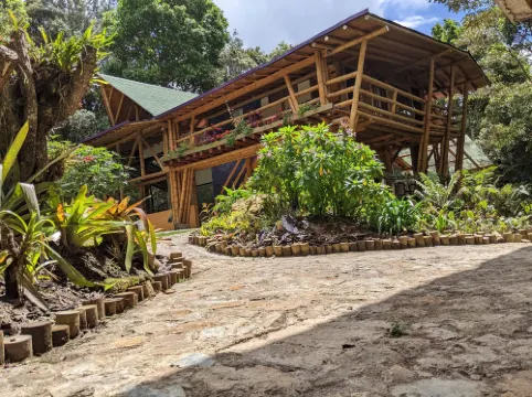 Refugio en El Bosque Hotels in Rionegro