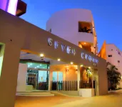 セブンクラウンエクスプレス&スイーツバイカビア