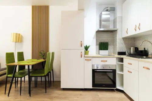 Nest Inn Spring Apartment - Homestays