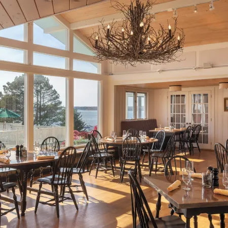 Spruce Point Inn Resort and Spa