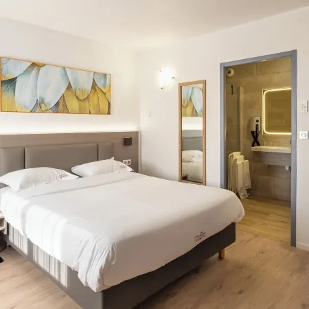 Hotel Tambourin
