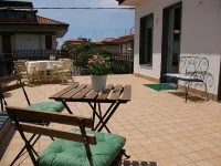 Marigré Beautiful House Sun, Sea with Solarium Wooden Walkway, Terrace&Garden.