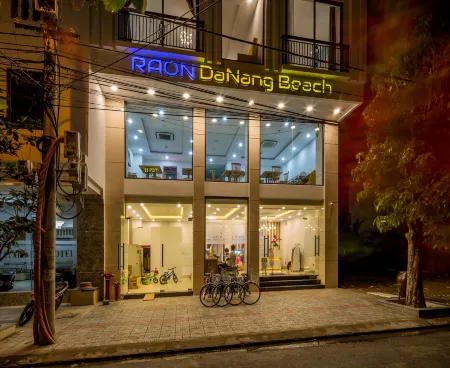 Raon Danang Beach - Stay 24H Отели рядом с достопримечательностью «Cao Dai Temple»