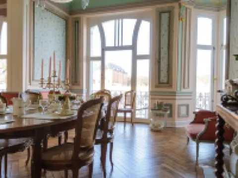 ラ ヴィラ バラ ナミュールのホテル