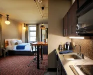 Brewhouse Inn and Suites Hotel a Milwaukee