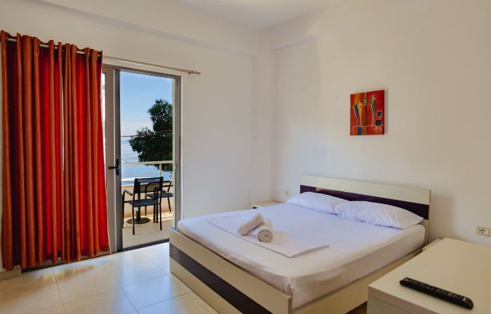 Hotel Argjiro