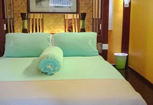 코티지 외부 정원