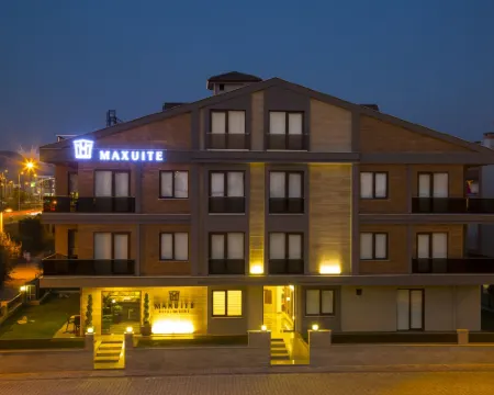 Maxuite Hotel in Home Hotels in Akcay