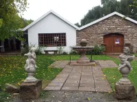 La Riviera Guesthouse Hotels in Xhariep