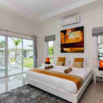 Hua Hin Pool Villa with 4 Bedrooms L50 Rooms