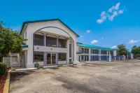Motel 6 Pensacola, FL - Nas