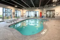 Comfort Inn & Suites Buffalo Airport Отели в г. Чиктовага